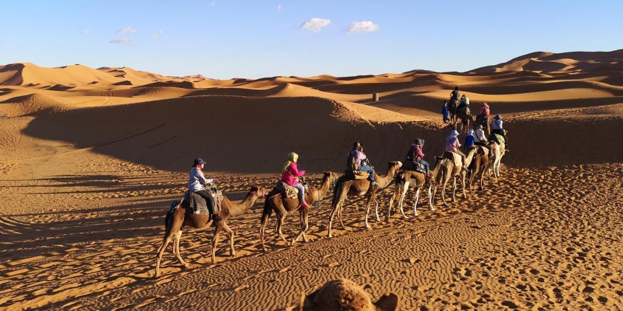 Mhamid Sahara Camp - Mhamid El Ghizlane Hotell M'Hamid Exteriör bild