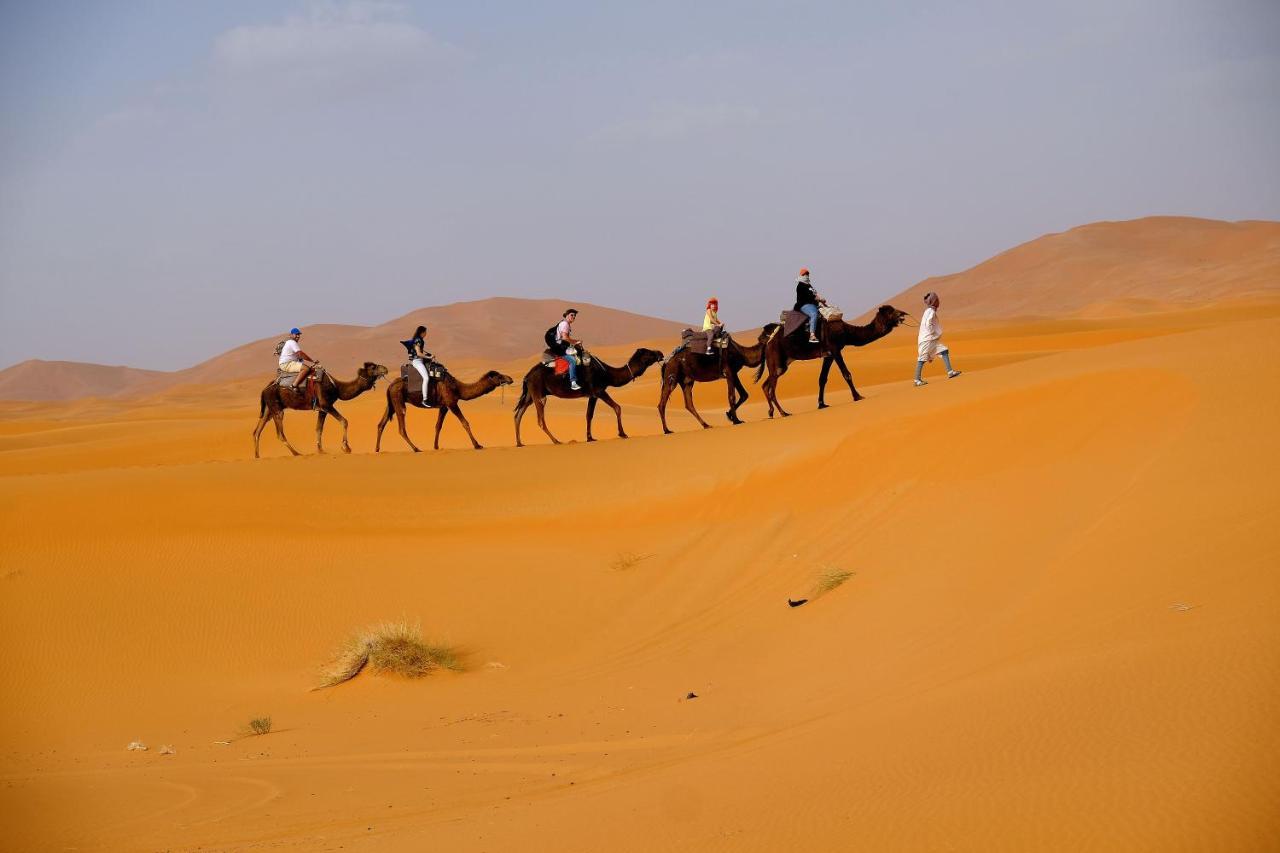 Mhamid Sahara Camp - Mhamid El Ghizlane Hotell M'Hamid Exteriör bild