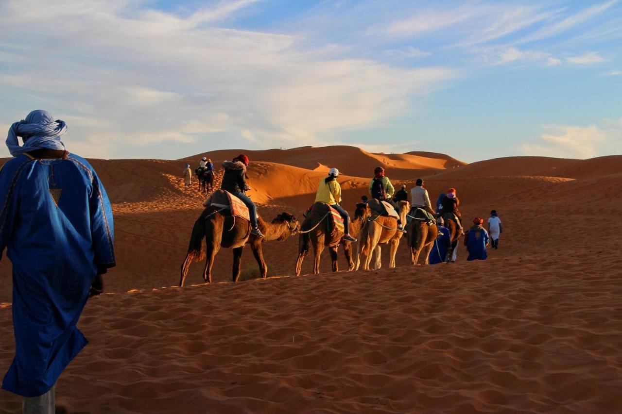 Mhamid Sahara Camp - Mhamid El Ghizlane Hotell M'Hamid Exteriör bild