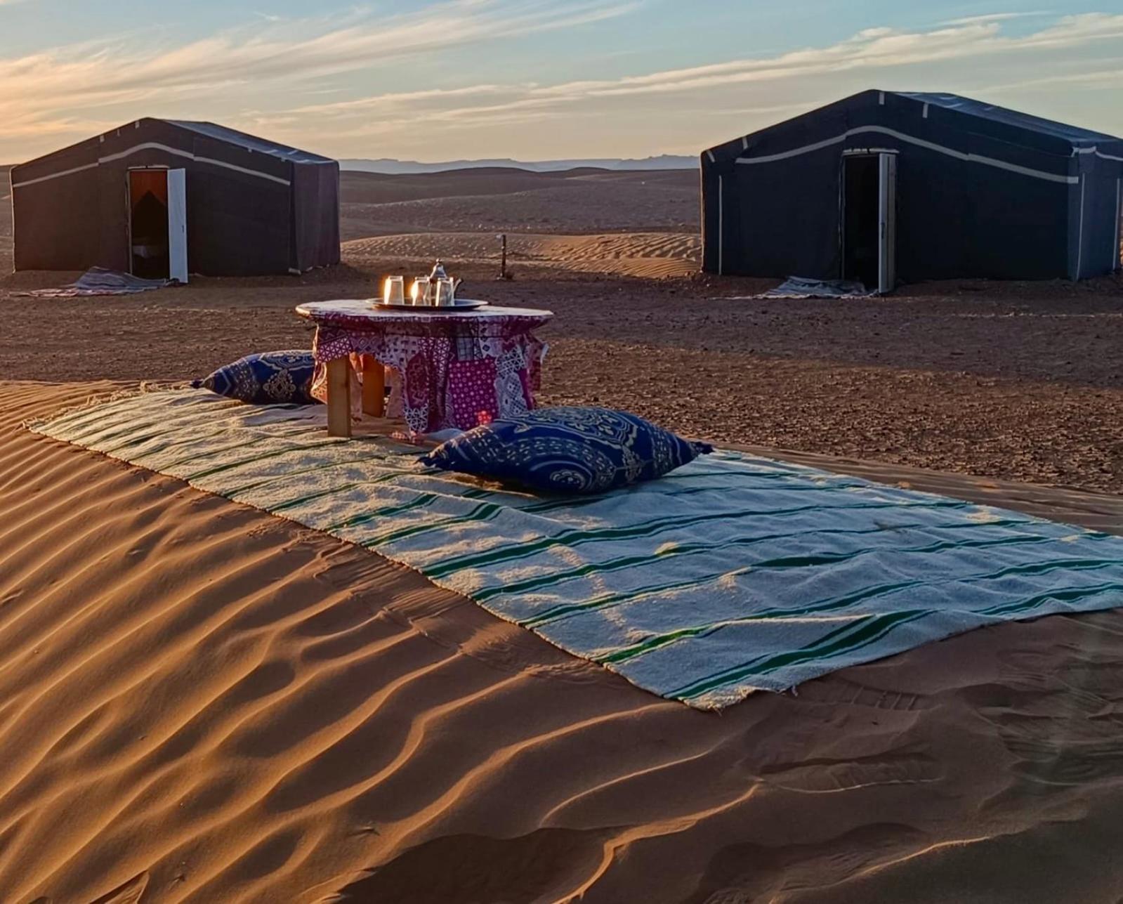 Mhamid Sahara Camp - Mhamid El Ghizlane Hotell M'Hamid Exteriör bild